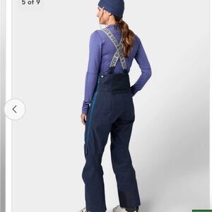 Black Women's Snow Bib Ski Pants with Suspenders -Large, short length inseam